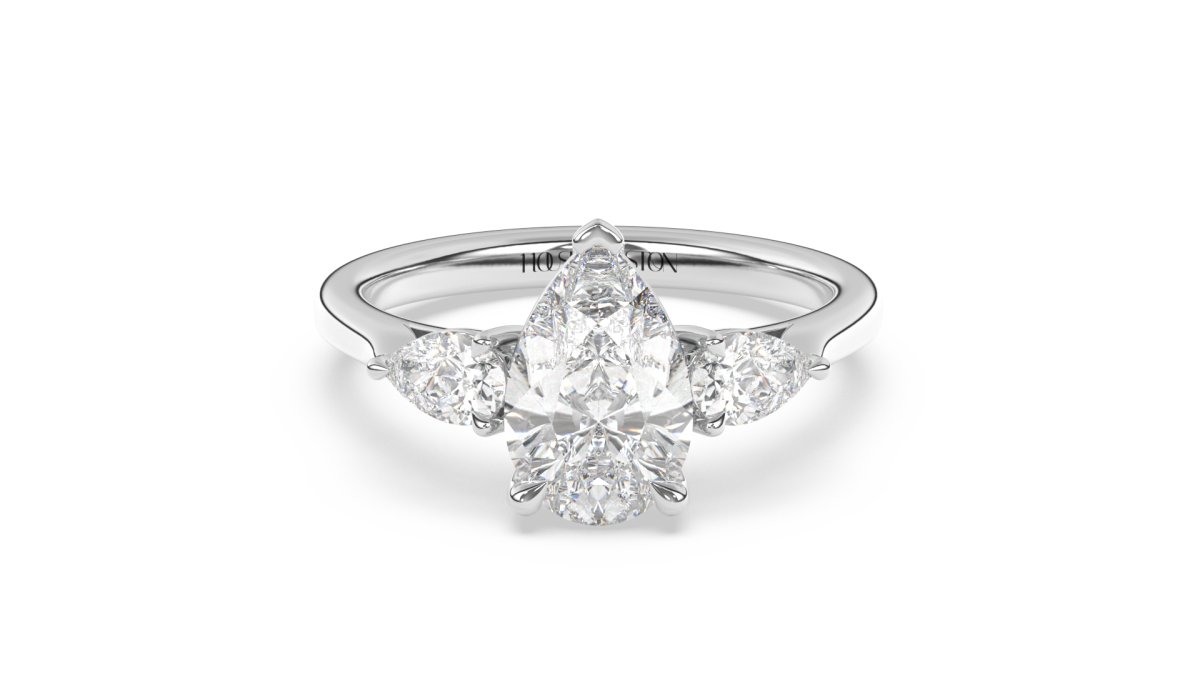 Why Choose a Pear-Shaped or Teardrop Engagement Ring?
